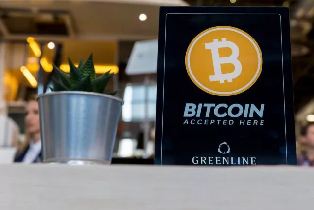 Schiphol heeft vanaf nu een eigen Bitcoin automaat