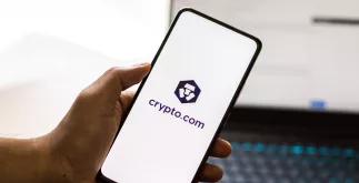 Crypto.com ziet verdachte activiteiten op platform en pauzeert opnames