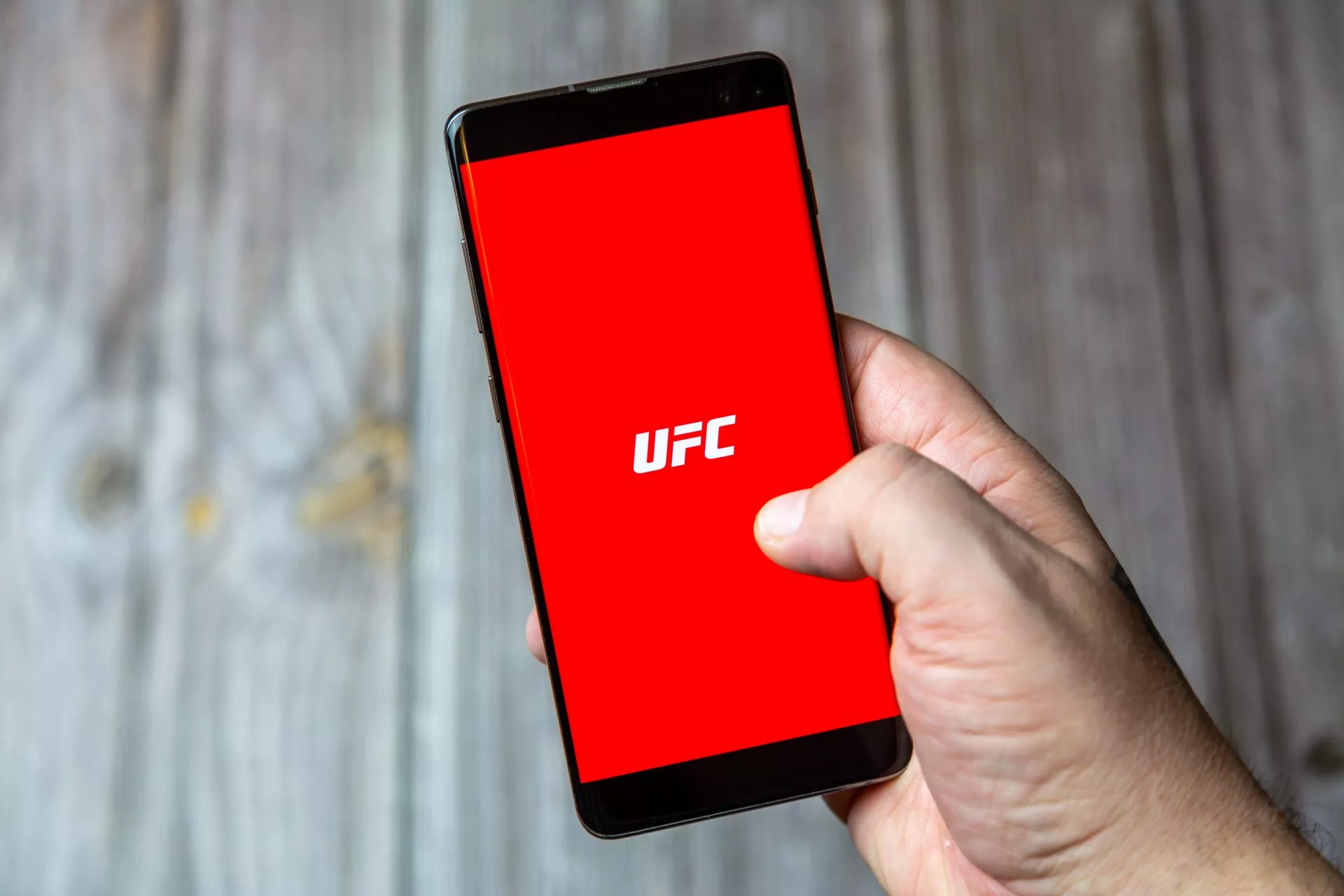 UFC sluit sponsorovereenkomst van $175 miljoen met Crypto.com