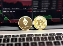 Cryptomarkt terug boven de $2 biljoen nu Bitcoin en Ethereum herstellen