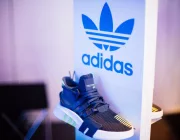 Adidas gaat samenwerking aan met Coinbase en The Sandbox