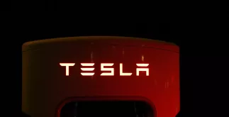 Elon Musk: Tesla zal Dogecoin toevoegen voor zijn Merch Store