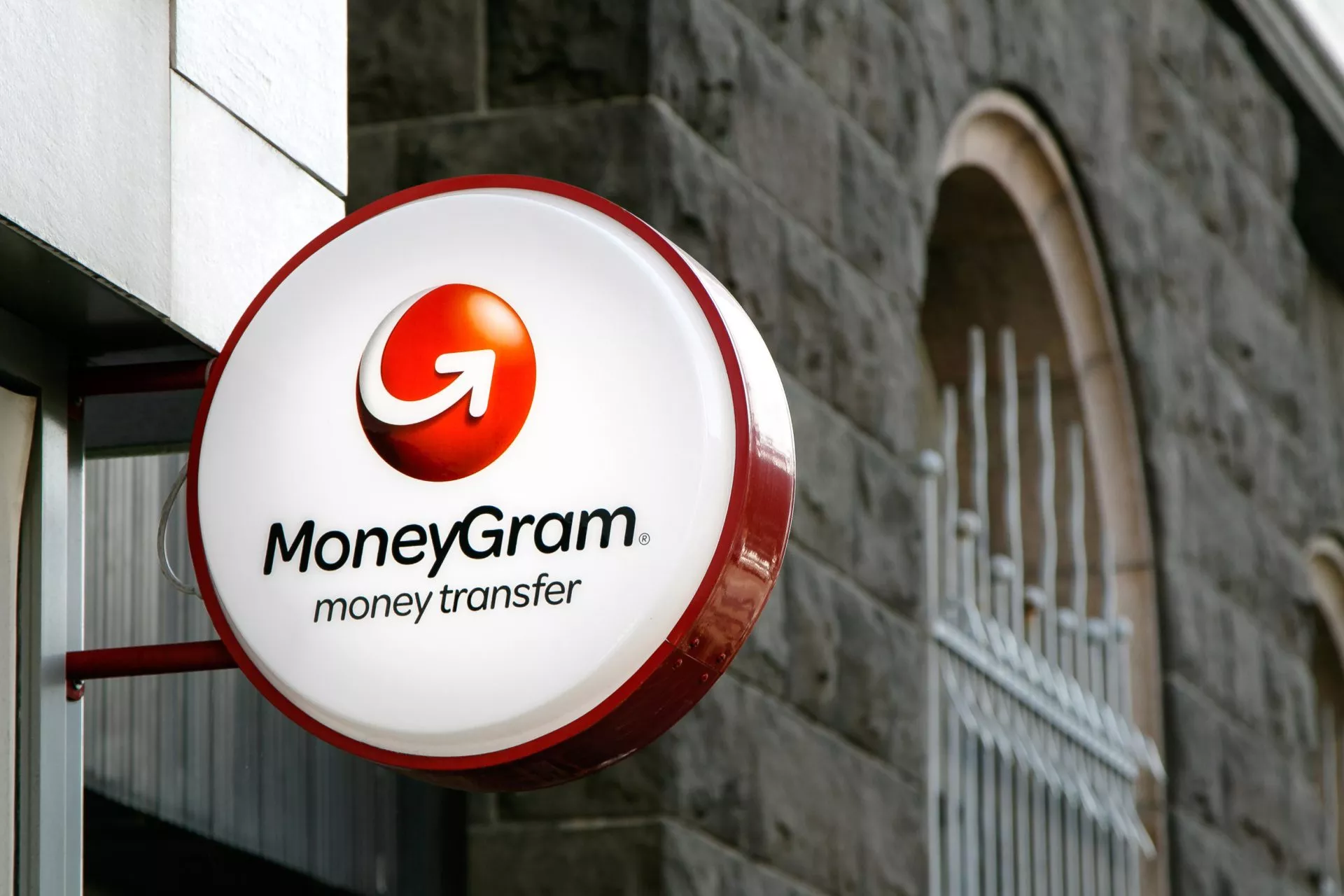 MoneyGram Sign
