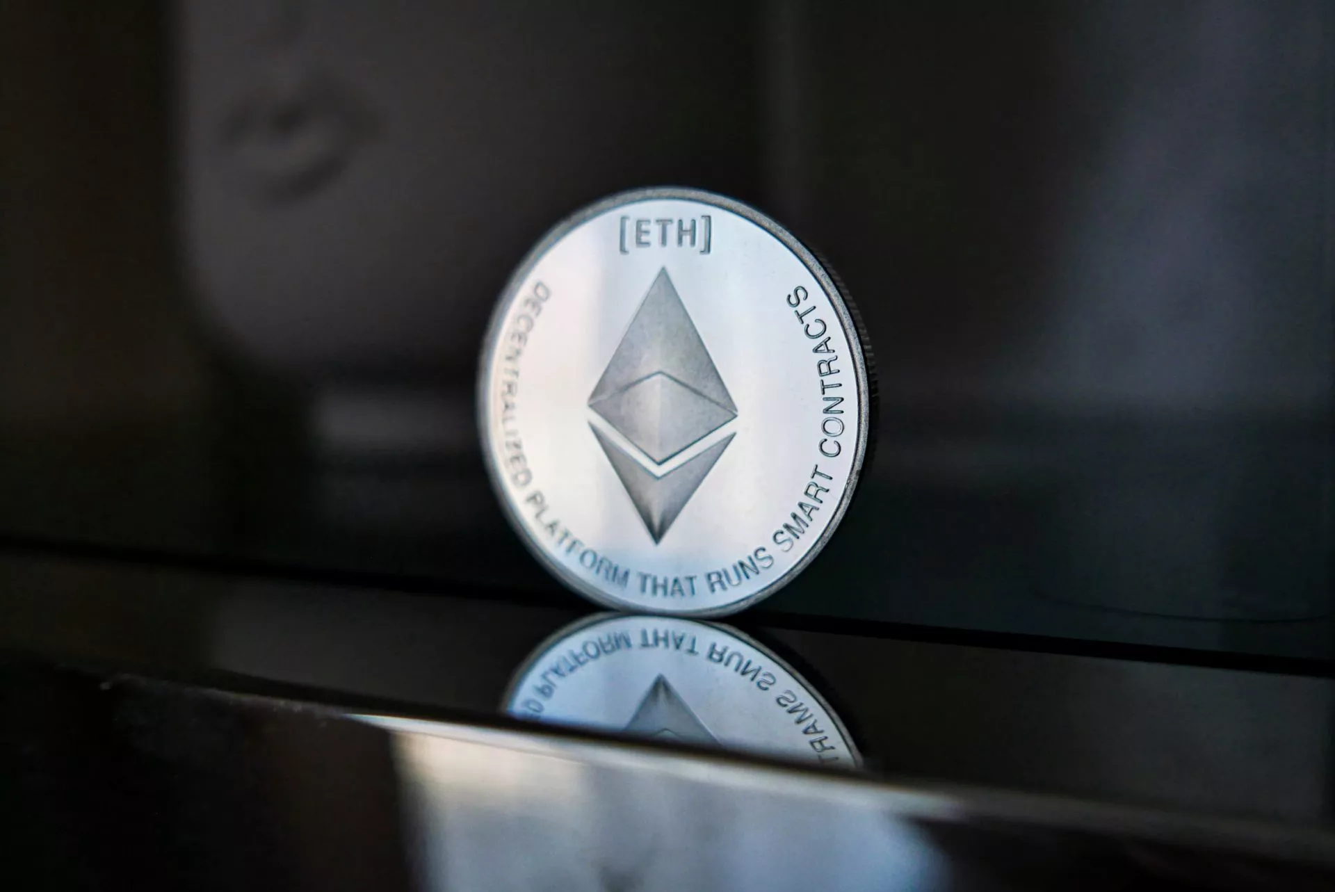 Crypto analist verwacht Ethereum koers van $10.000 na ETF aanvragen