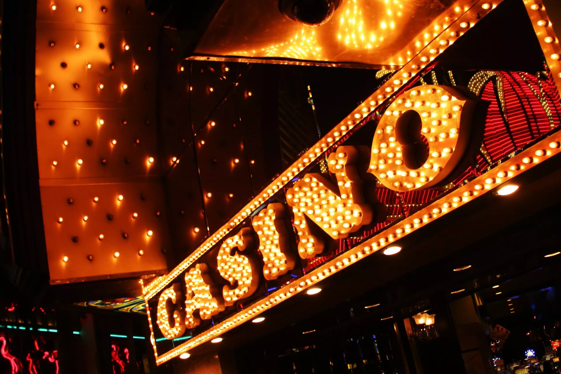 las vegas neon casino sign