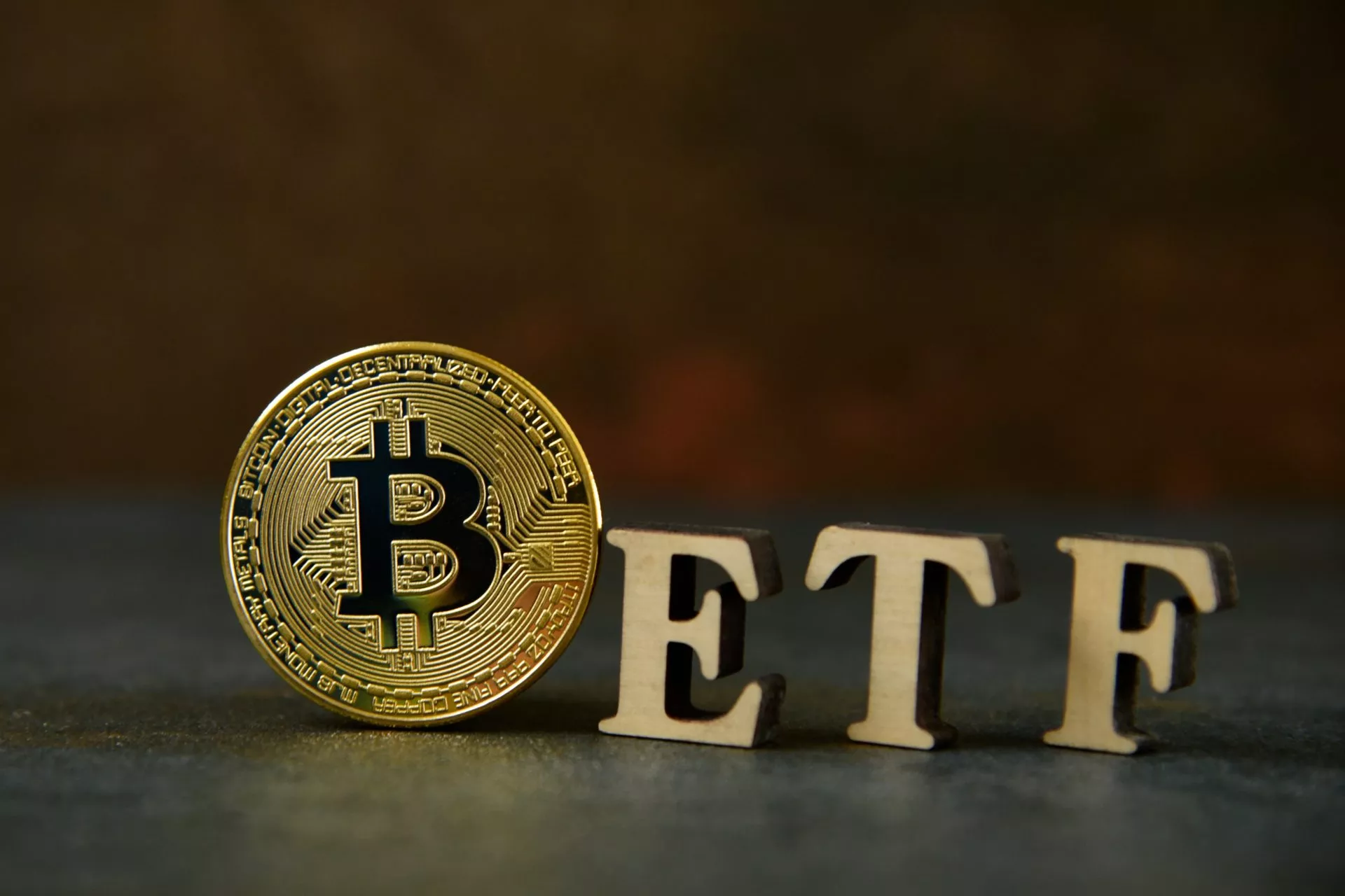 Bitcoin (BTC) ETF