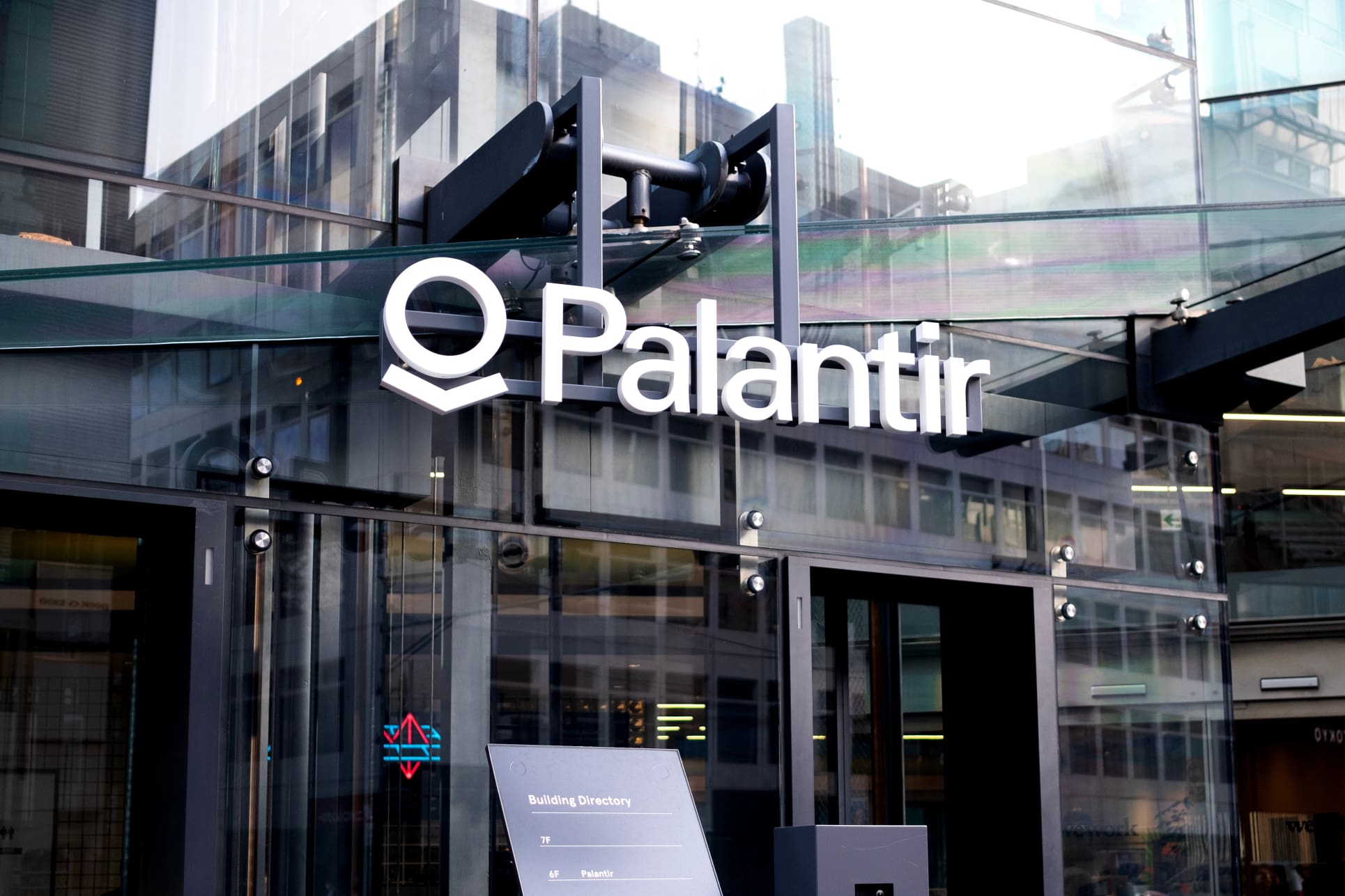 Palantir-aandeel stijgt met 11 procent na opvallend sterke omzetverwachting