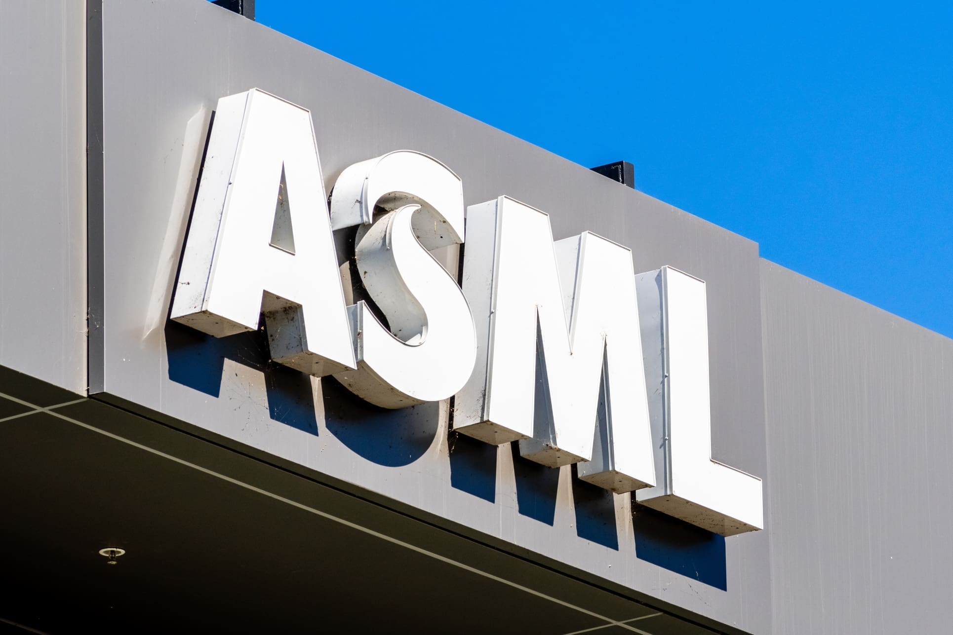 ASML