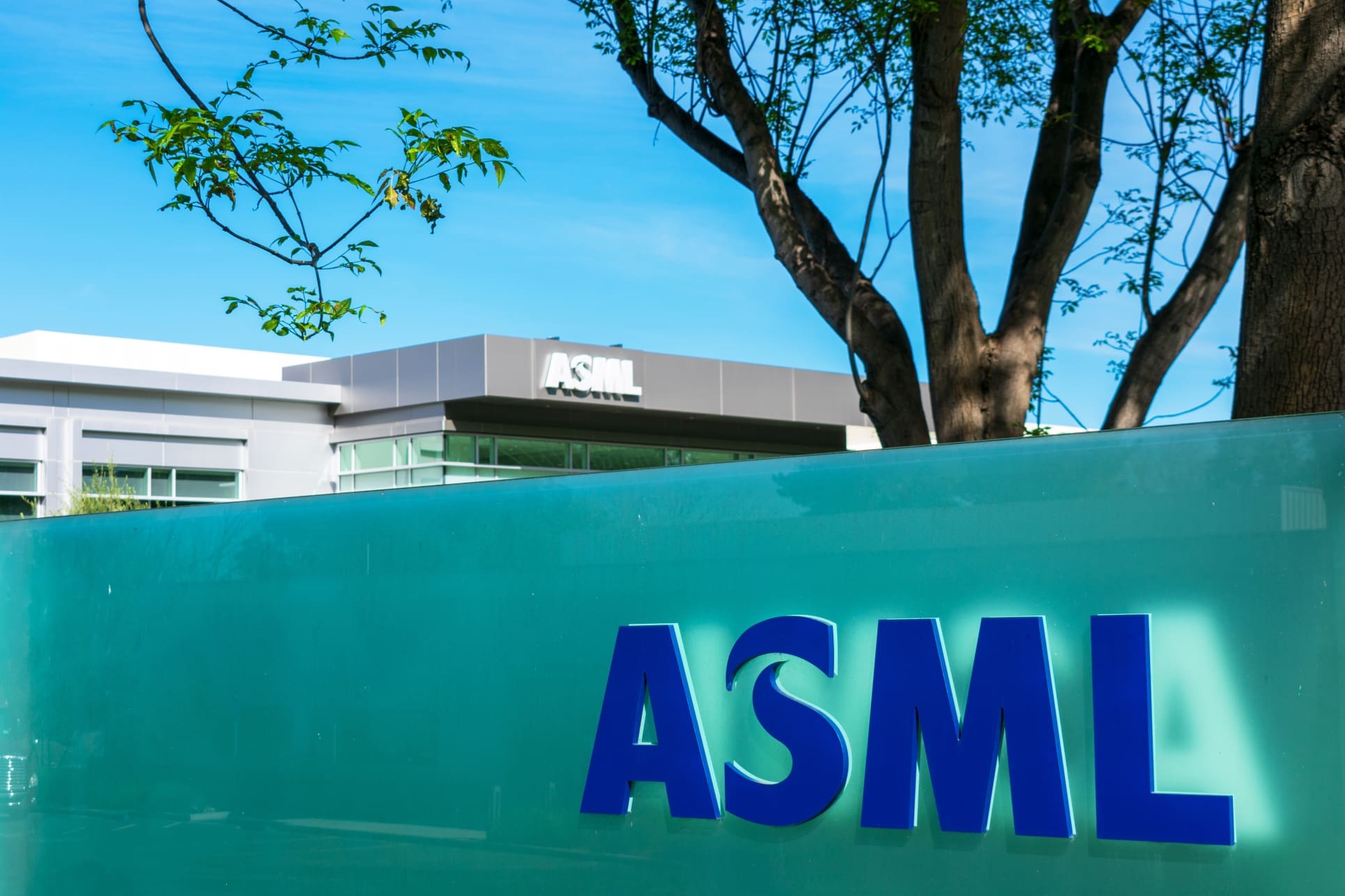 ASML-topman haalt hard uit naar EU: ‘AI-bedrijven vertrekken uit Europa ...