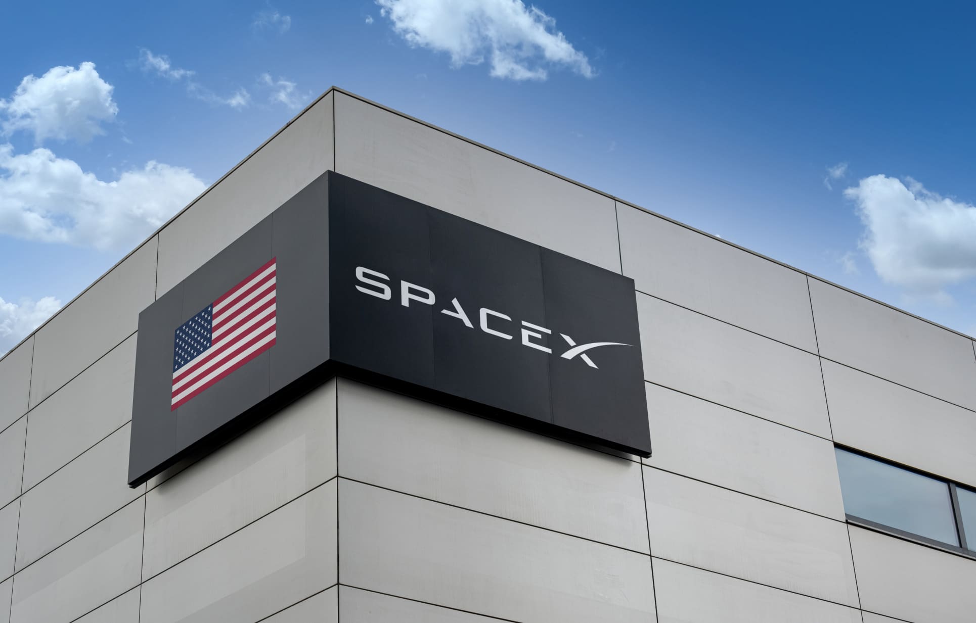 Koers van SpaceX-aandeel daalt naar laagste punt sinds recordbeursgang
