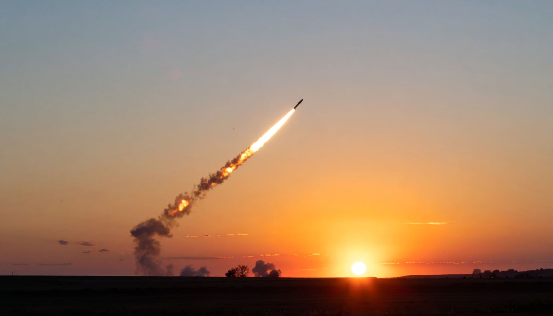 Iran bestookt Israël met raketten, staakt-het-vuren wankelt
