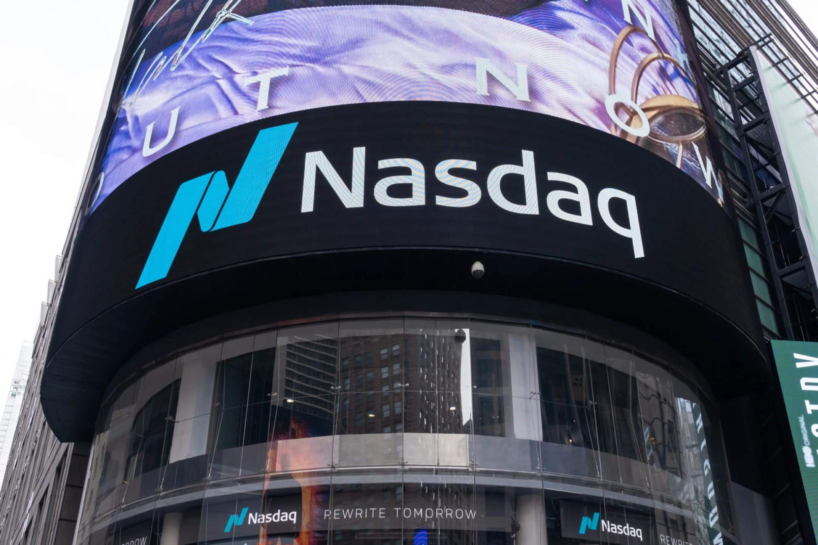 XRP neben Bitcoin und Ethereum jetzt auch in Nasdaq-Fonds