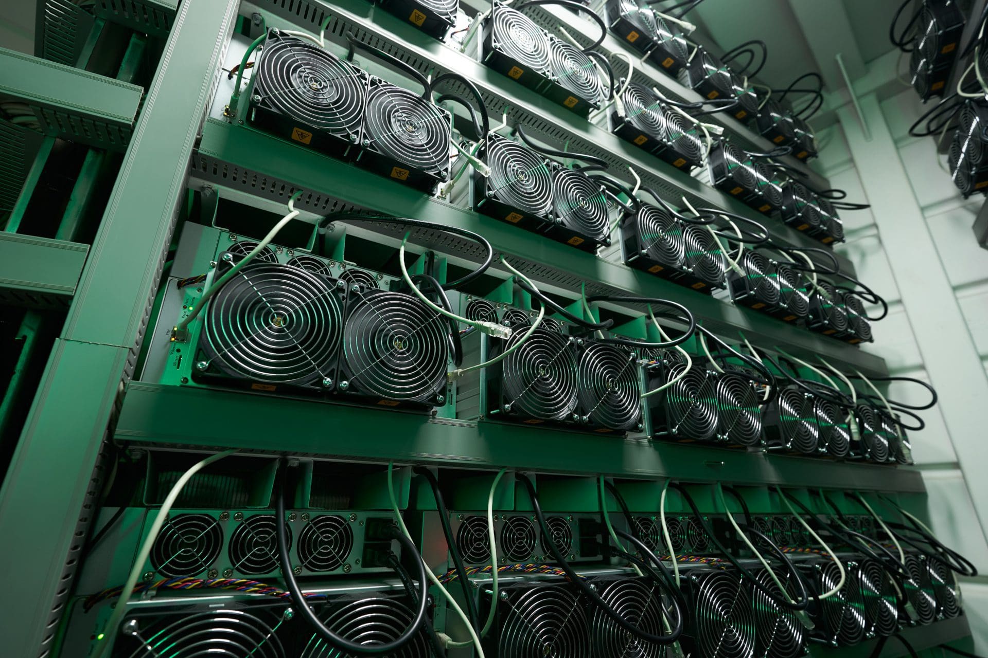 Bitfarms-setzt-auf-KI-statt-Bitcoin-Mining-Kurs-schie-t-24-nach-oben