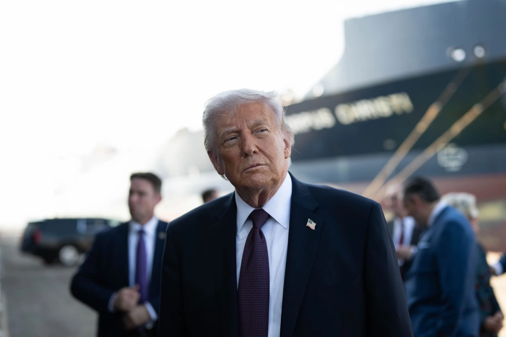 Trump äußert sich erstmals zu neuem Regime im Iran: Bitcoin steigt stark an