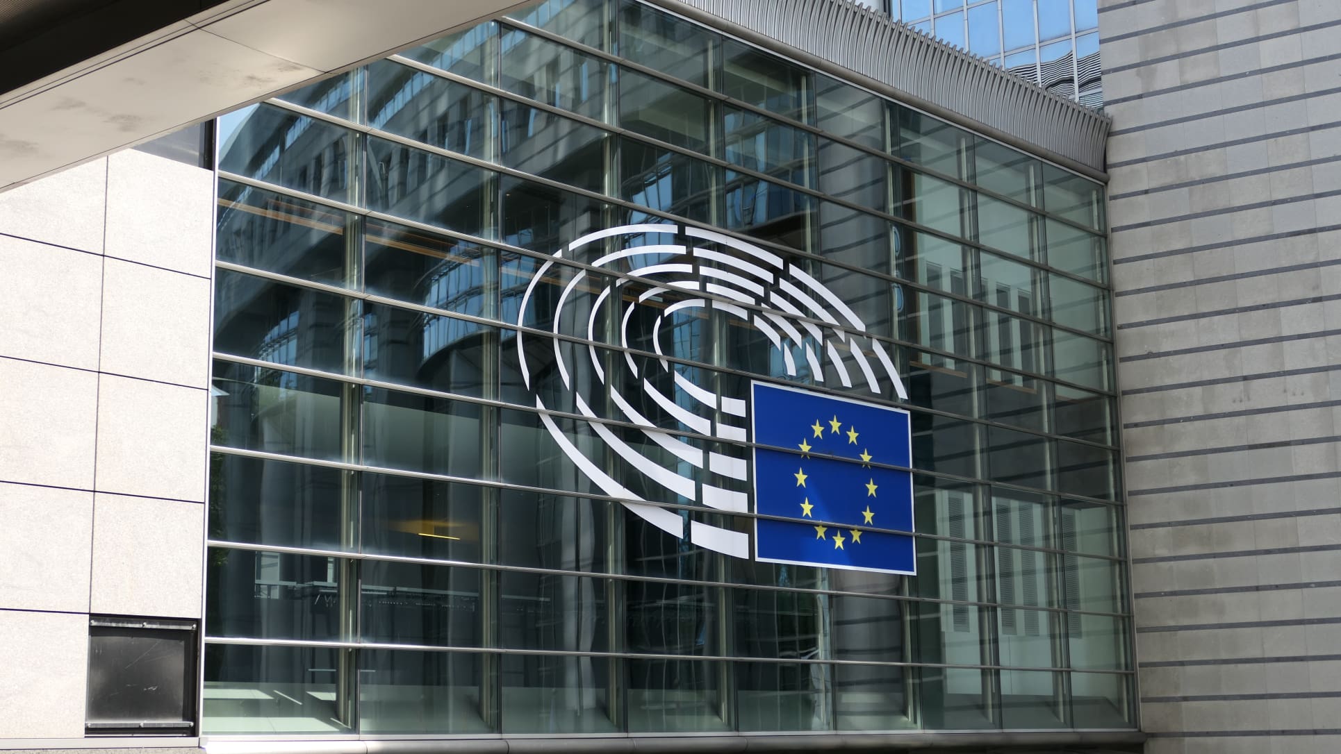 Europa-spart-viel-und-investiert-zu-wenig