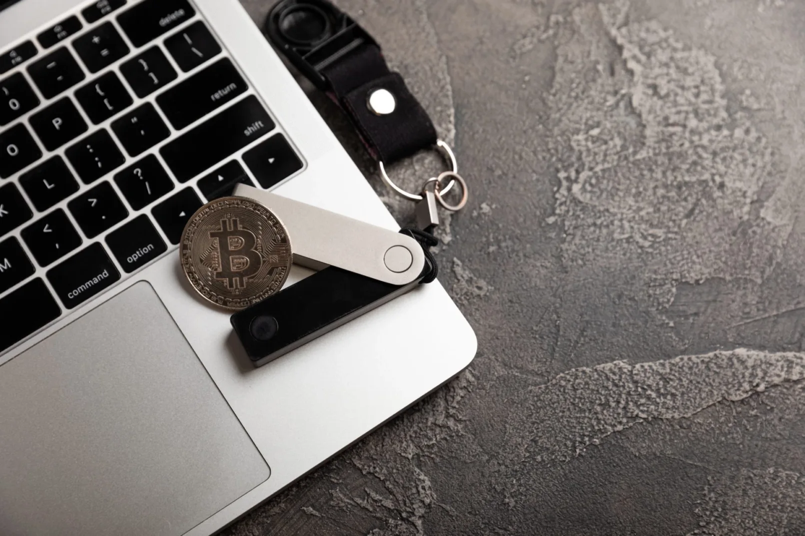 Ledger lance un outil de récupération hors ligne pour les portefeuilles crypto sans utilisation du cloud