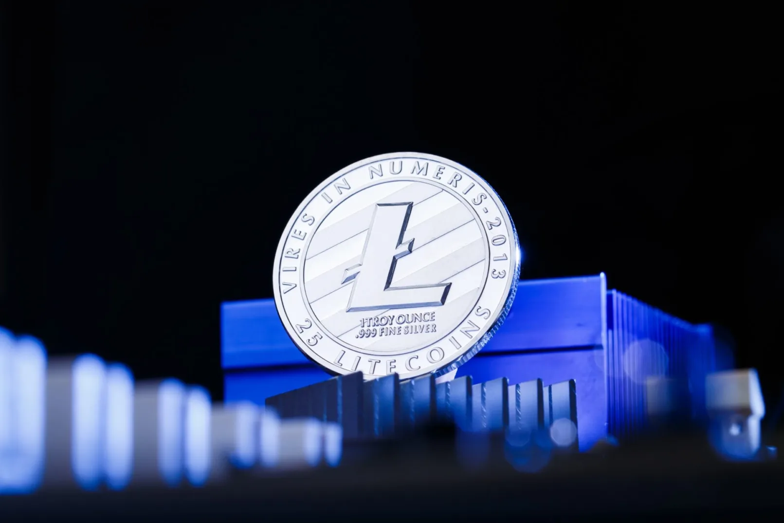 Litecoin grimpe de 15,5 % : des entreprises investissent, l’espoir d’un ETF grandit