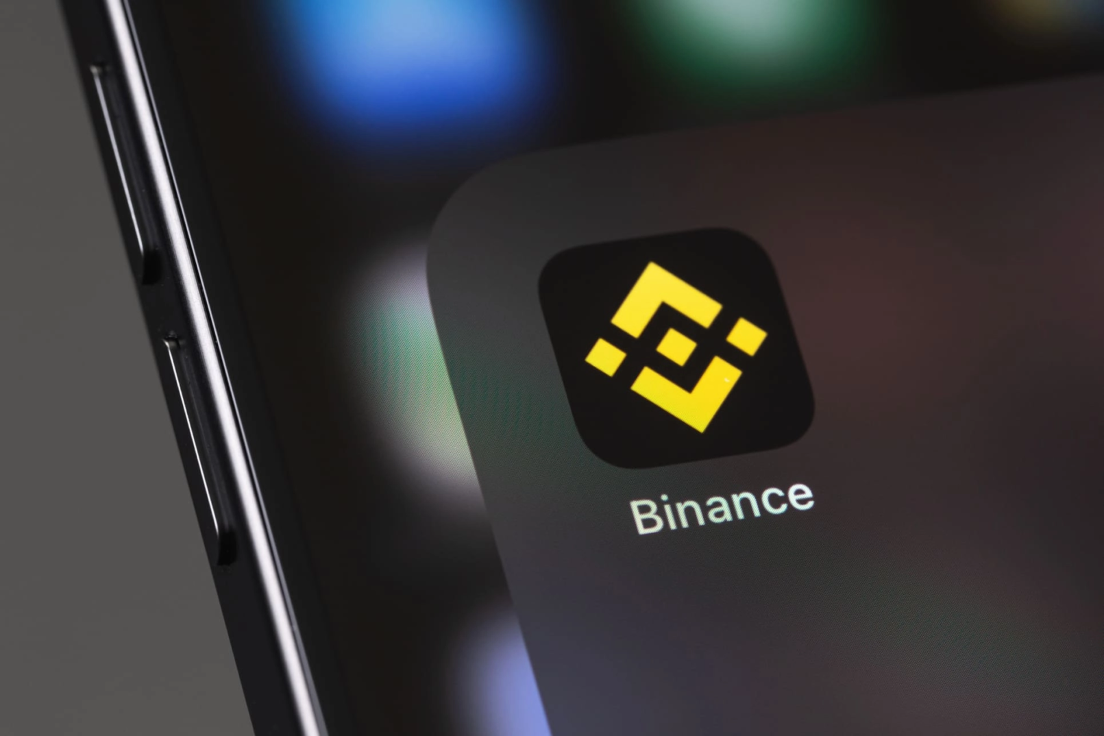 Binance demande une licence MiCA en Grèce alors que les échéances de l&rsquo;UE approchent