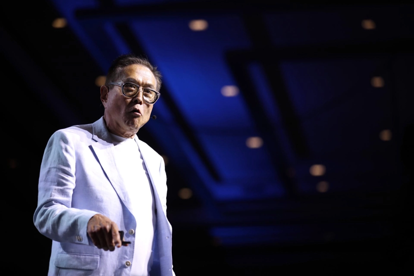 Robert Kiyosaki voit une opportunité d&rsquo;achat : Bitcoin, or et argent en « solde »