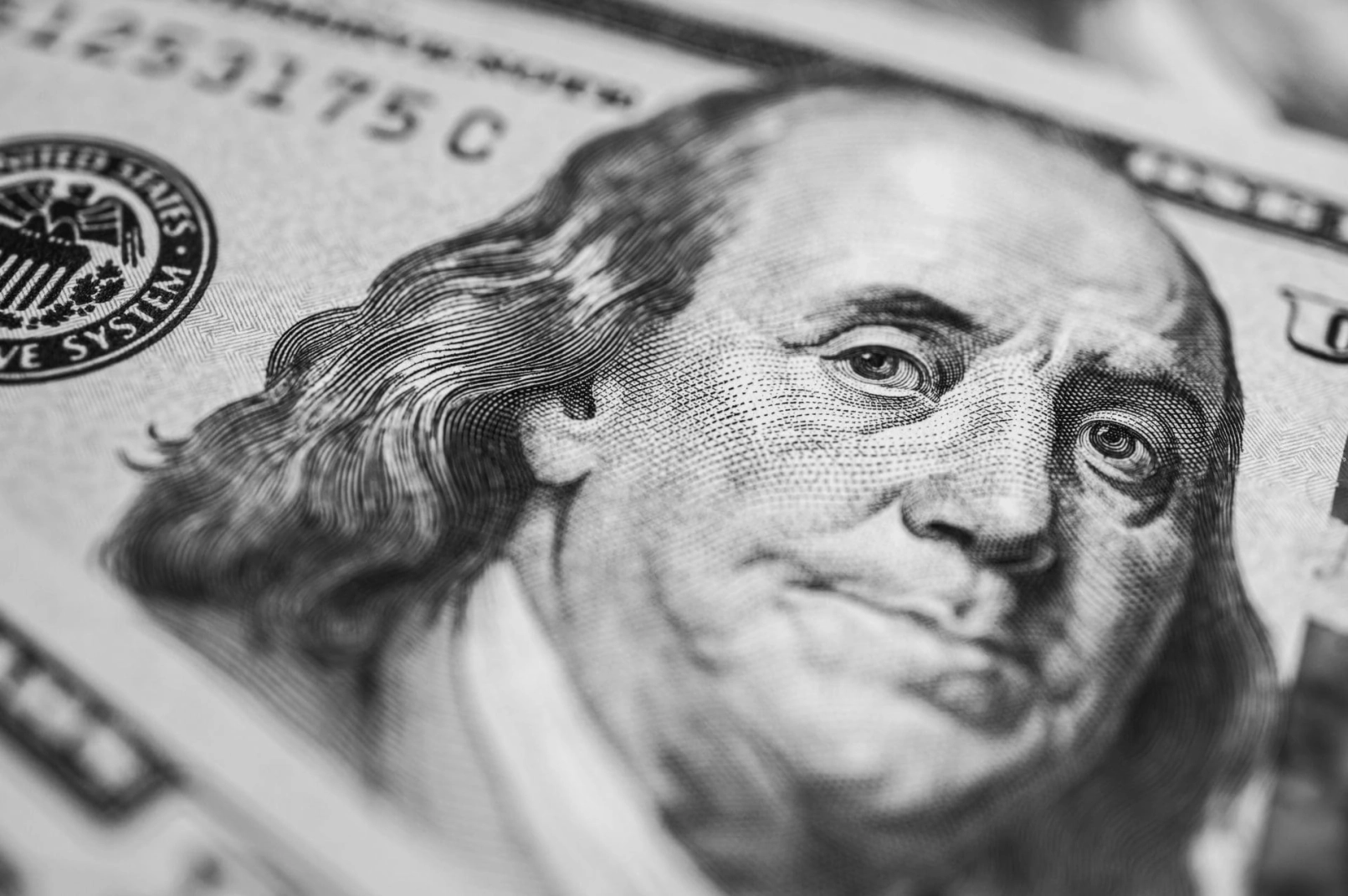 Donald Trump rompt avec 160 ans de tradition : sa signature sur le dollar américain