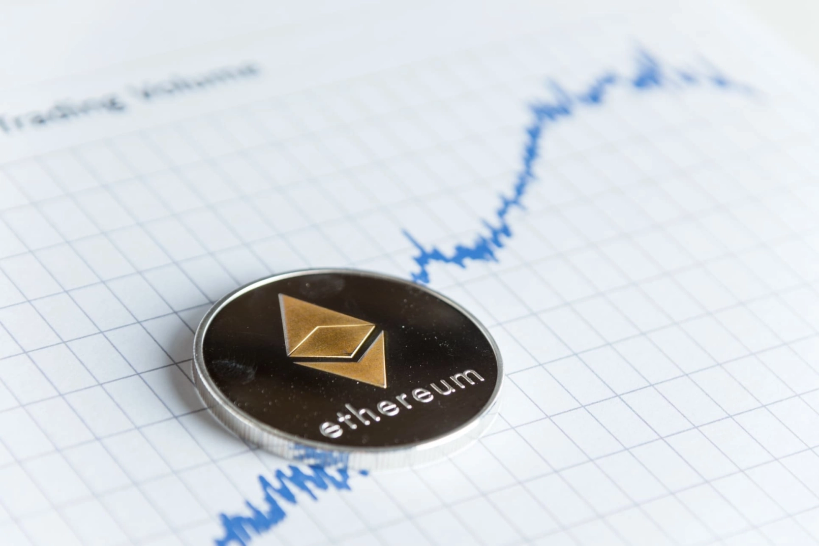 Une baleine Ethereum inactive réveille 23 millions de dollars
