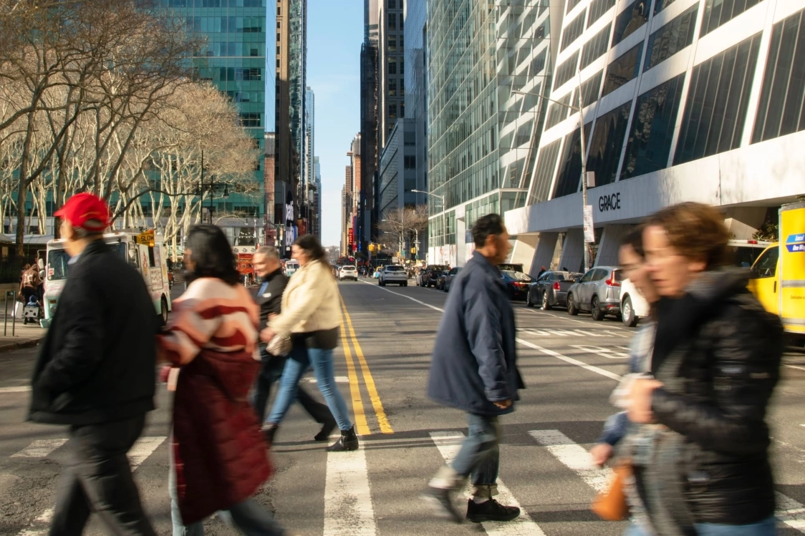 Les demandes de chômage aux États-Unis atteignent leur plus bas niveau en près de deux ans