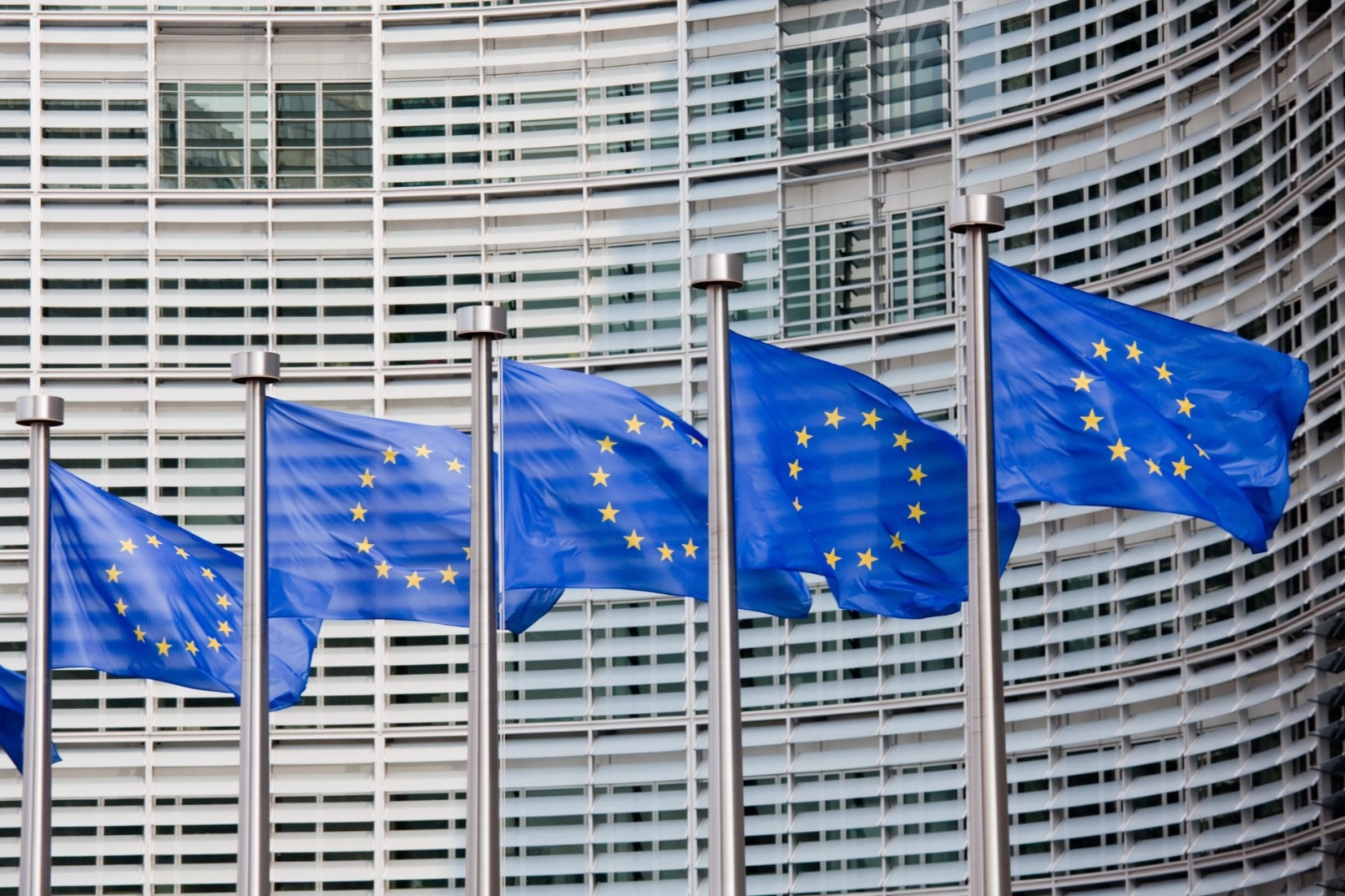 UE