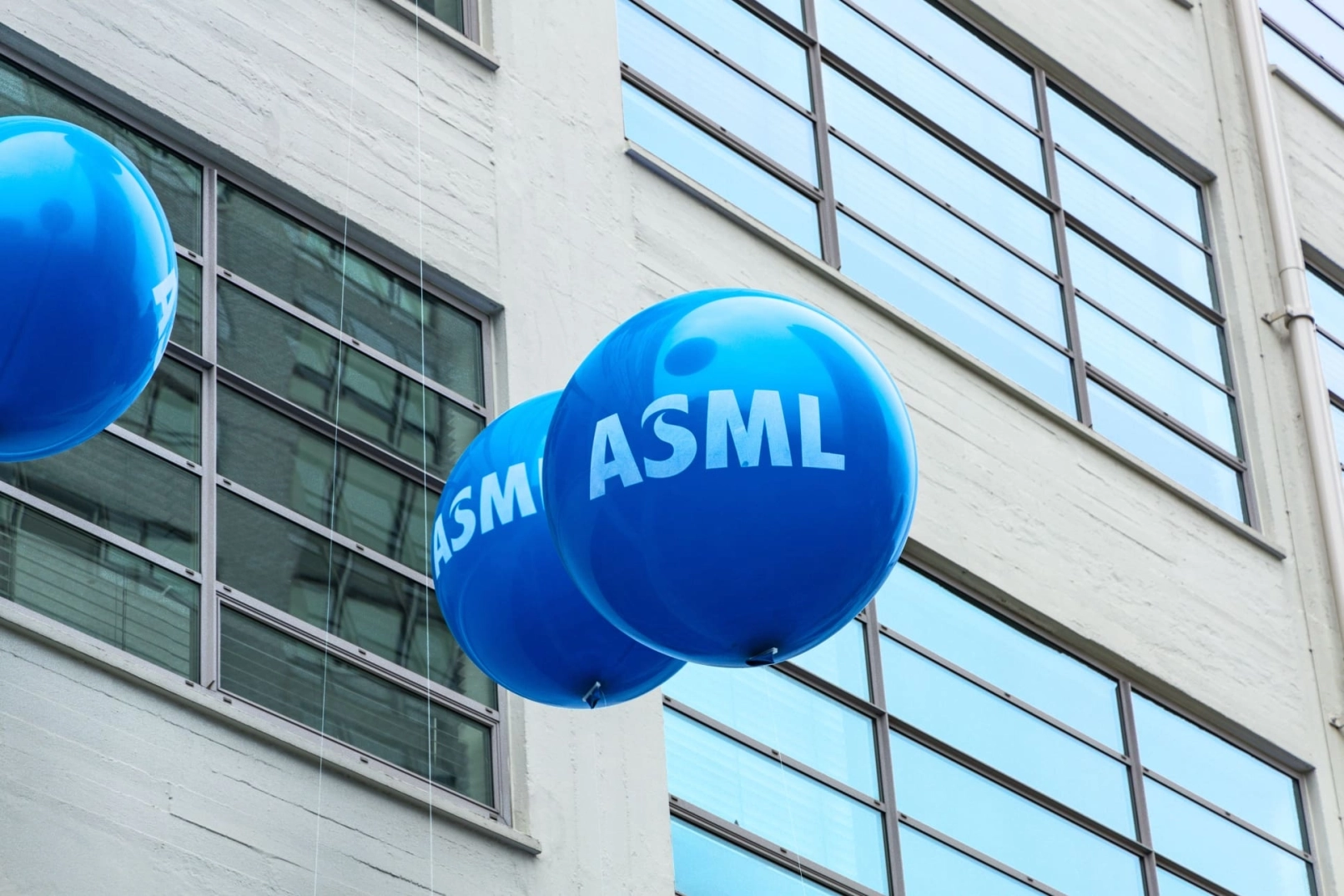 ASML