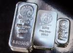De 120 à 53 dollars : l’argent, grand perdant de l’année