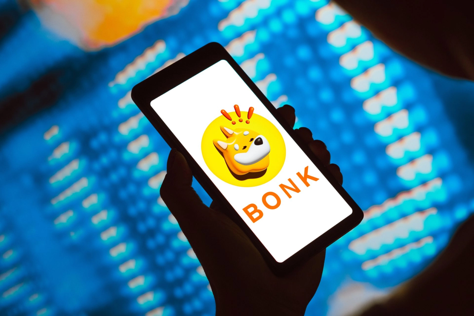 Memecoin de Solana Bonk consigue ETF europeo pese a fuertes pérdidas