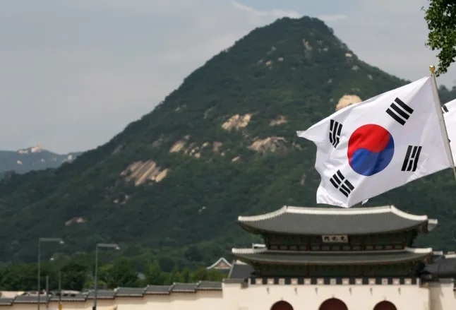Corea del Sur planea levantar prohibición para que empresas inviertan en criptomonedas