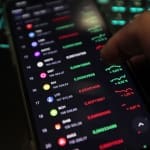 Actualización del mercado cripto: Bitcoin cae mientras pequeñas altcoins suben con fuerza