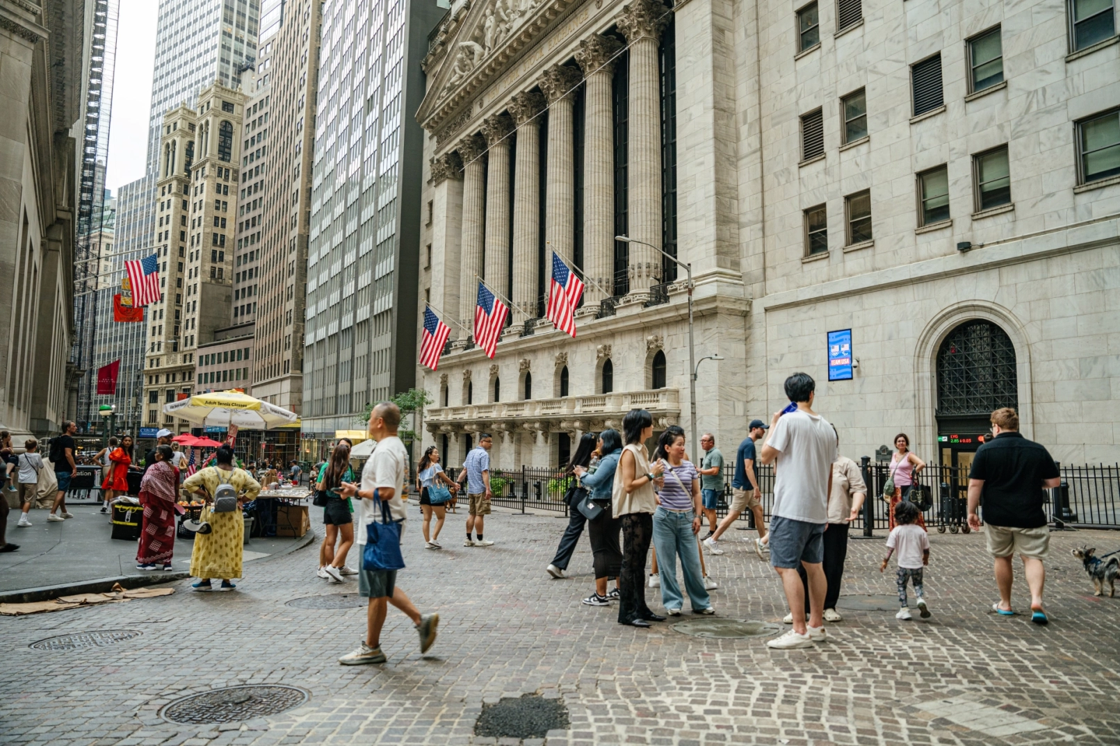 S&P 500, Wall Street