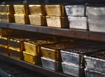 El oro y la plata pierden un billón de dólares de valor de mercado: las claves de la caída